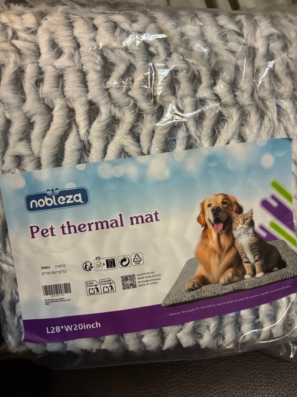 New Self Heating Cat Bed, Soft Thermal Dog Crate Mat, Washable Kennel Pad